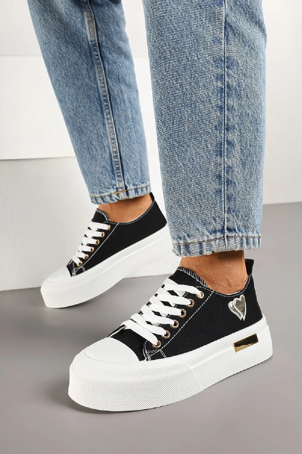 BLACK LACE UP HEART DETAIL CHUNKY STYLISH FLAT TRAINERS