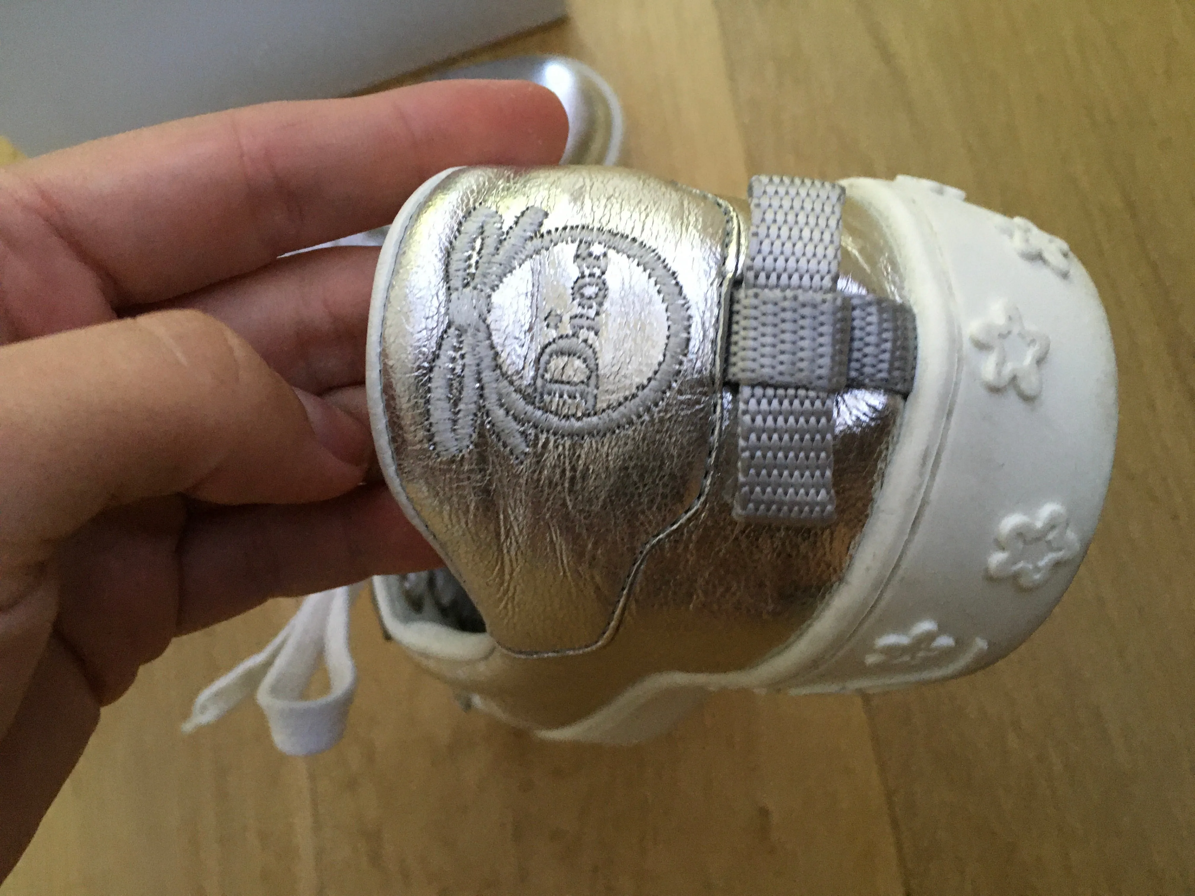 CHRISTIAN DIOR Silver Move Low-Top Sneakers Trainers Shoes Size 36  ladies