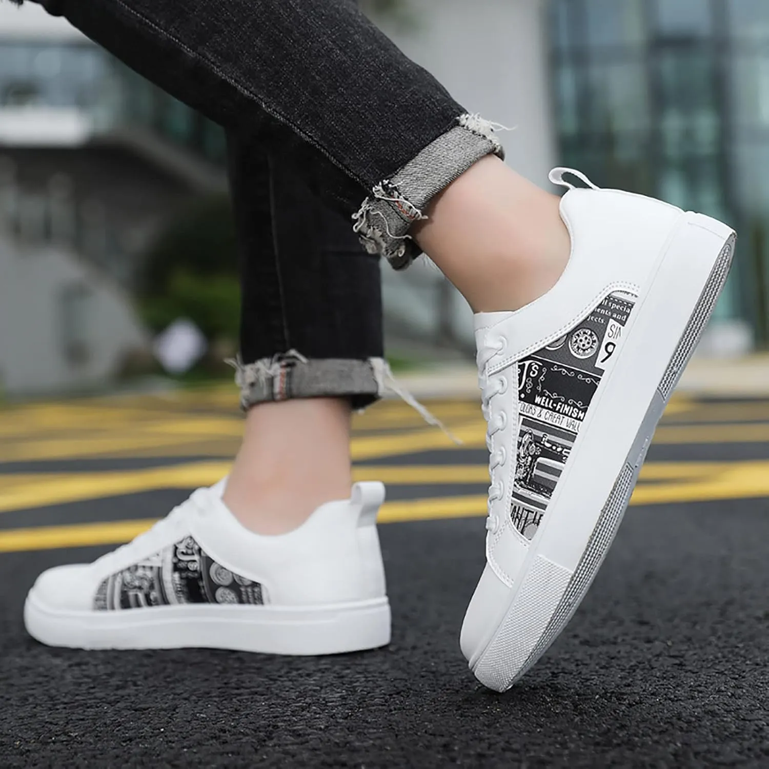 Low Top Sneakers for Women Comfortable Breathable Thick Sole Running Shoes Lace-Up Retro Sneaker Wide Width Slip On Walking Shoes