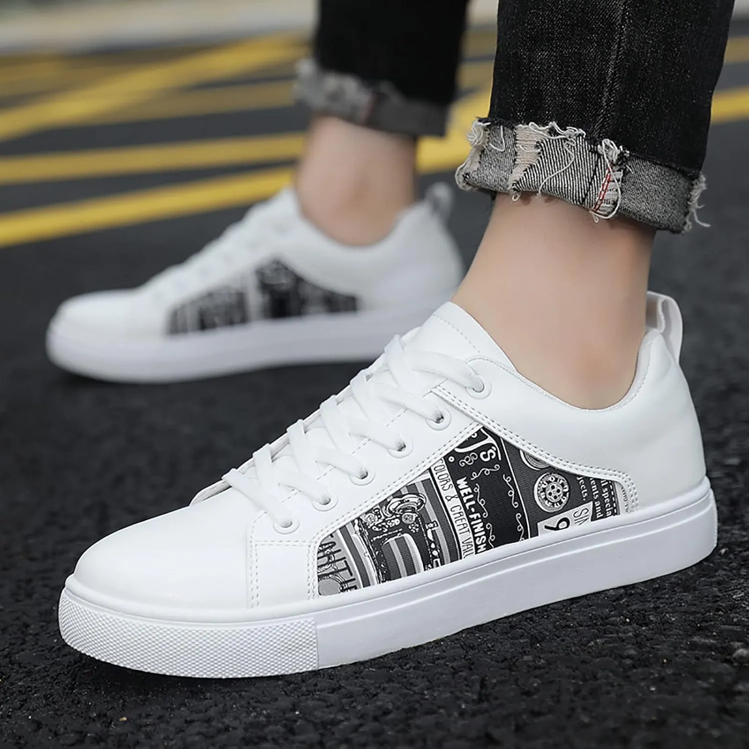 Low Top Sneakers for Women Comfortable Breathable Thick Sole Running Shoes Lace-Up Retro Sneaker Wide Width Slip On Walking Shoes