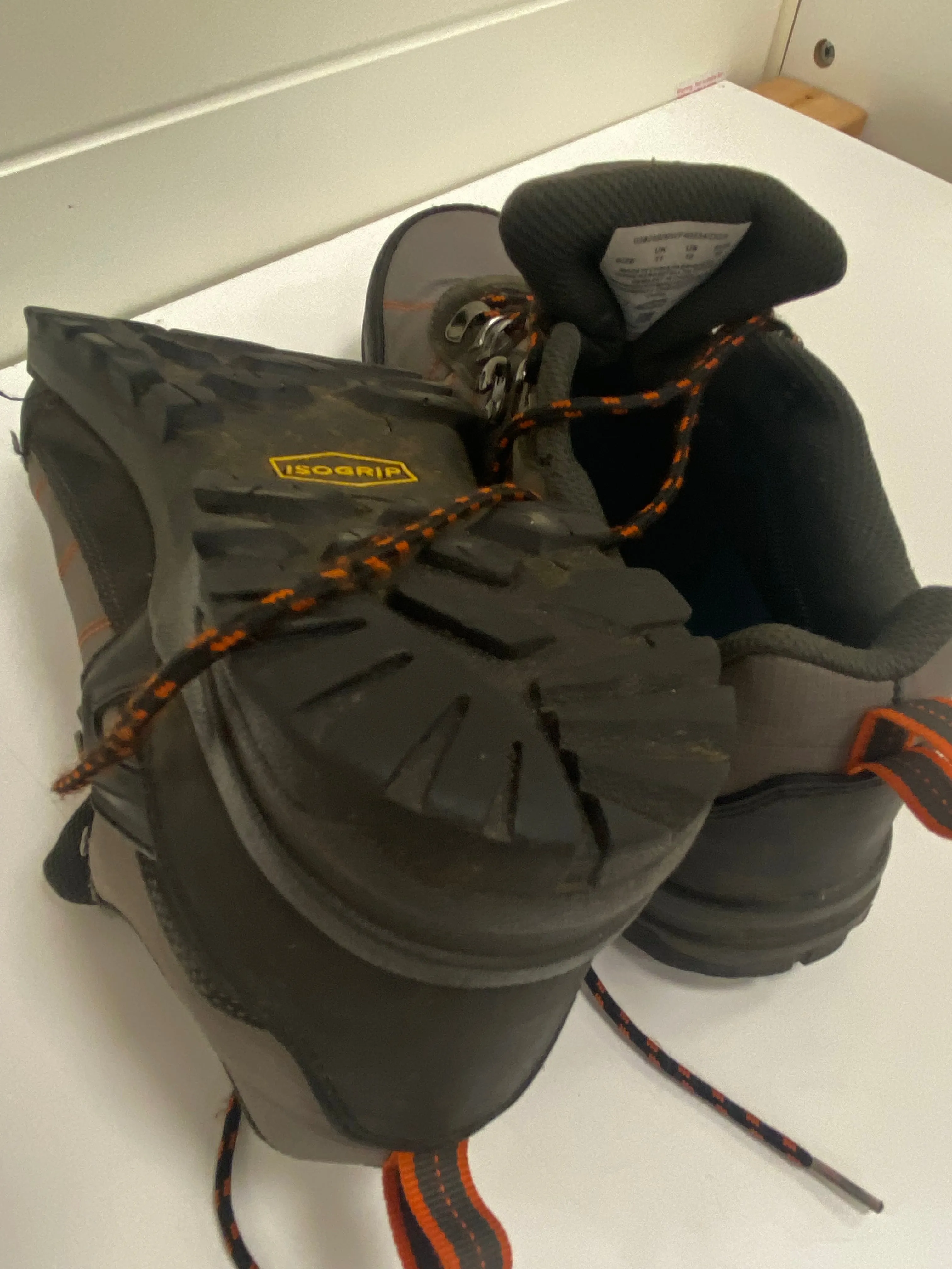 Mountain Warehouse Waterproof IsoGrip Walking Hiking Shoes Mens Size 11 UK
