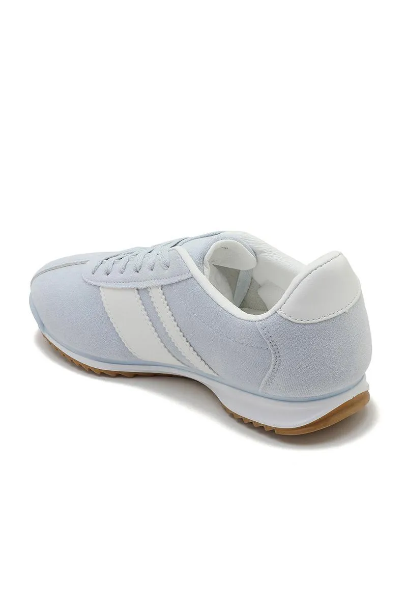 ROUND TOE SIDE LINE STRIPPED DETAILED GUM SOLE TRAINERS IN BLUE